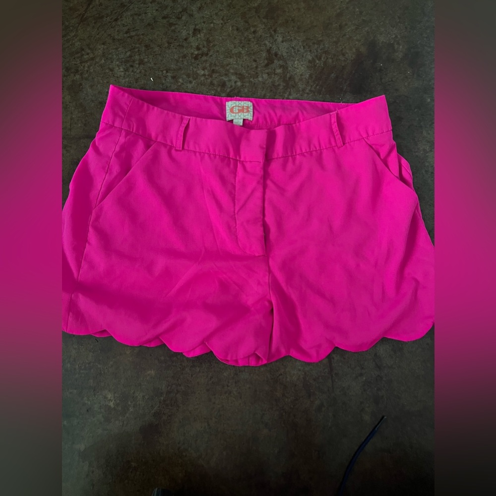 GB pink scallop hem shorts